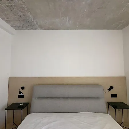 1bed Close To Balluta Bay *