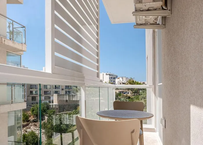 1bed Close To Balluta Bay Saint Julian's